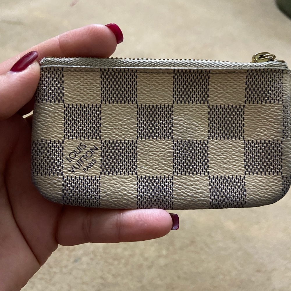 Authentic LV Key Cles